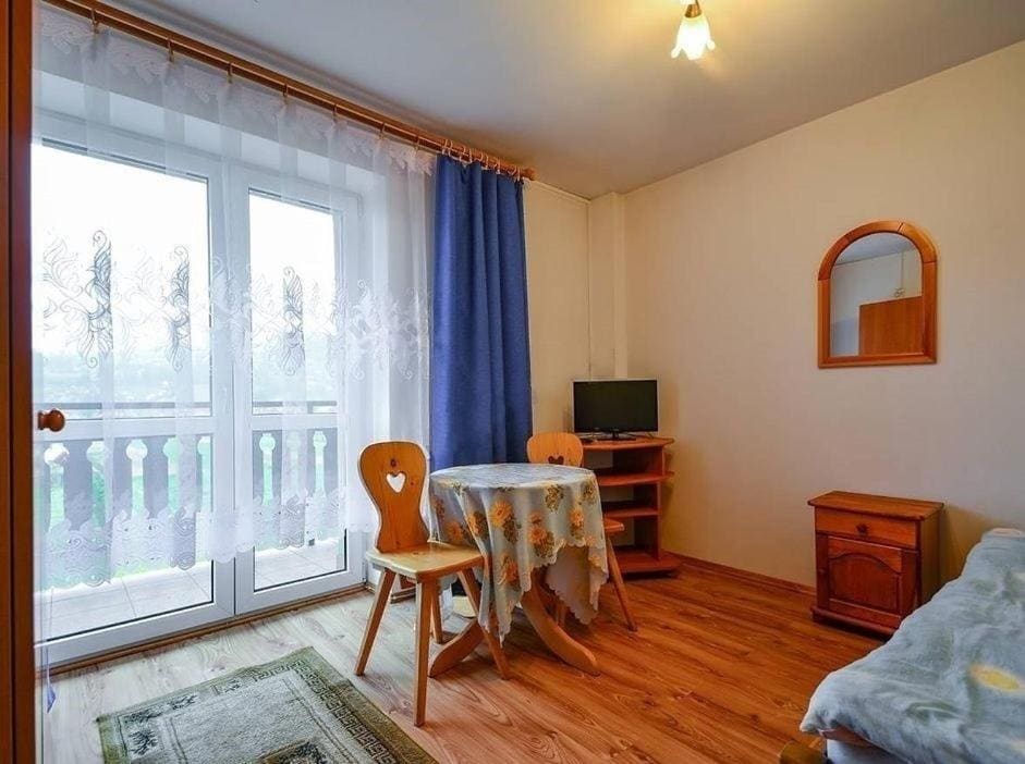 Double Room with Private Bathroom room - Image 3