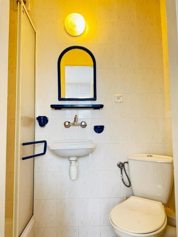 Triple Room with Bathroom room - Image 3