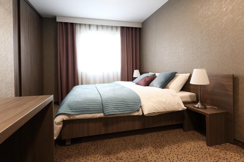 Superior Double Room room - Image 3