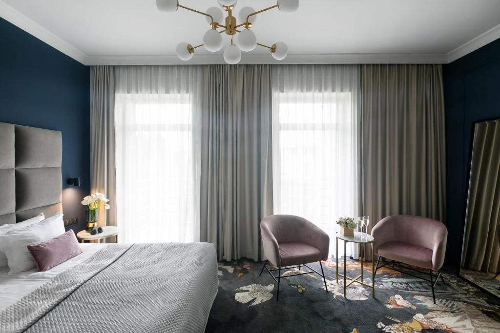 Deluxe Double Room with Balcony room - Image 2