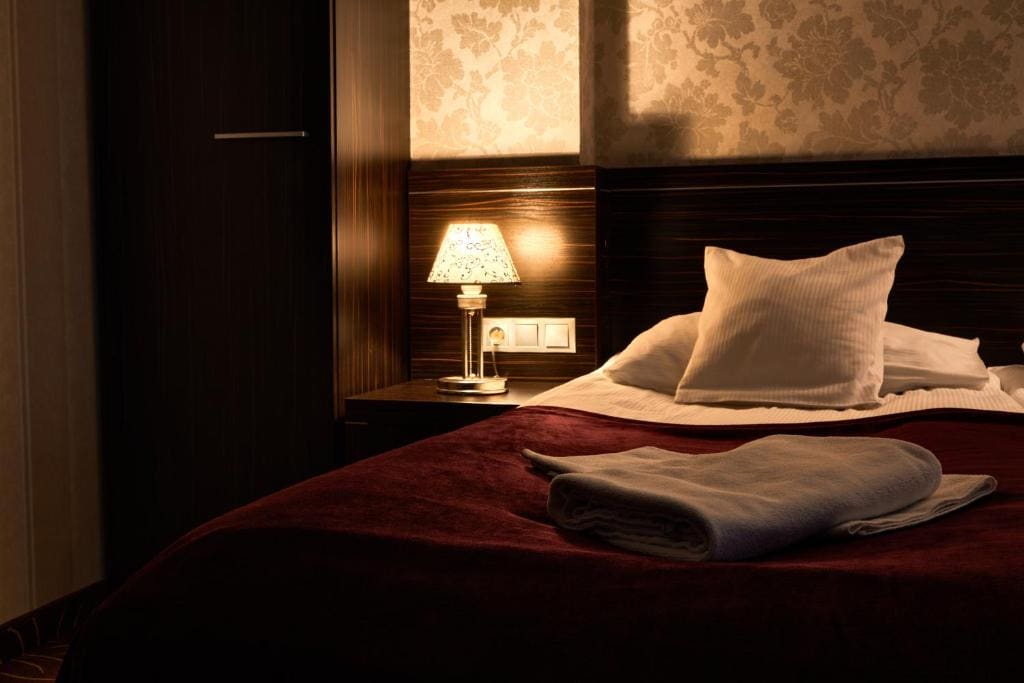 Standard Twin Room room - Image 3