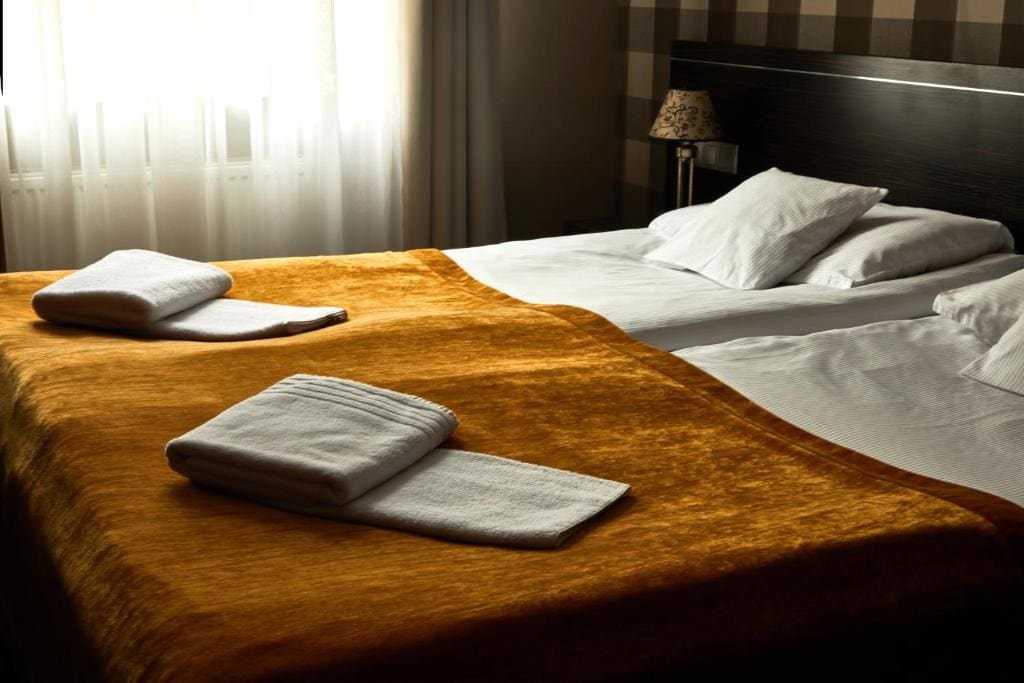 Standard Twin Room room - Image 1