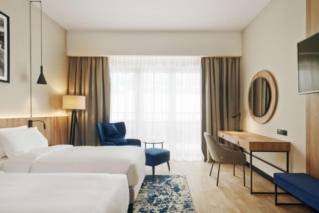 Superior Room with Balcony room - Image 3
