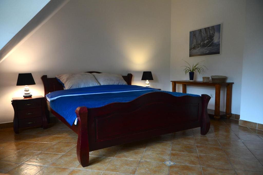 Large Double Room room - Image 2