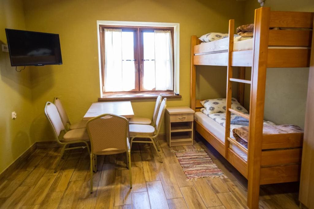 8-Bed Mixed Dormitory Room room - Image 3