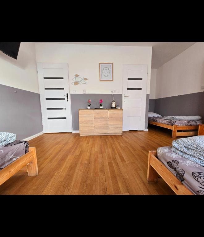 Quadruple Room with Bathroom room - Image 3