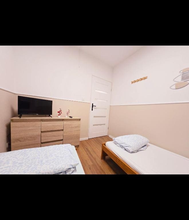 Twin Room room - Image 2