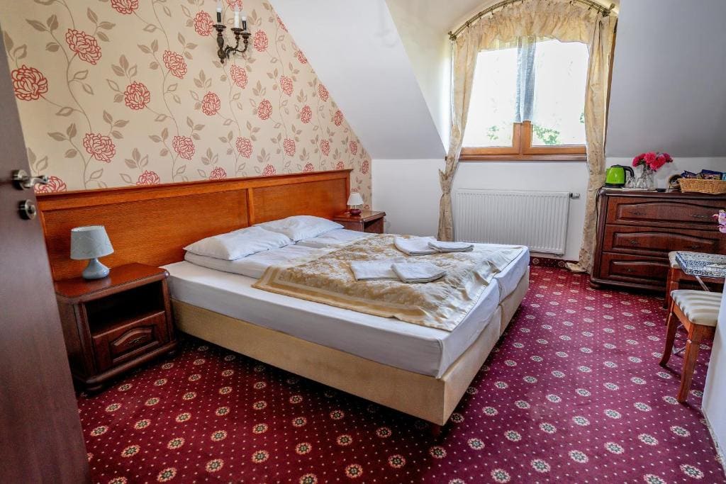 Double Room with Mountain View room - Image 3