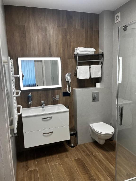 Suite room - Image 3