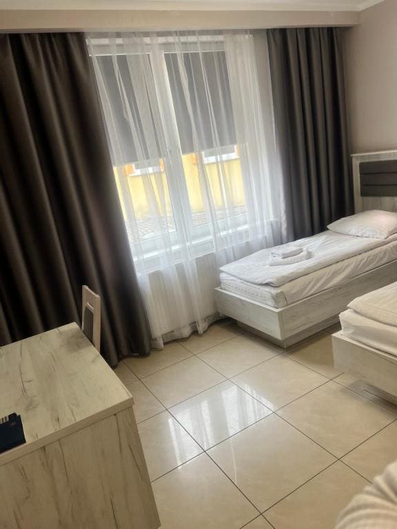 Standard Double Room room - Image 2