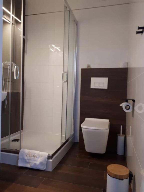 Deluxe Twin Room room - Image 2