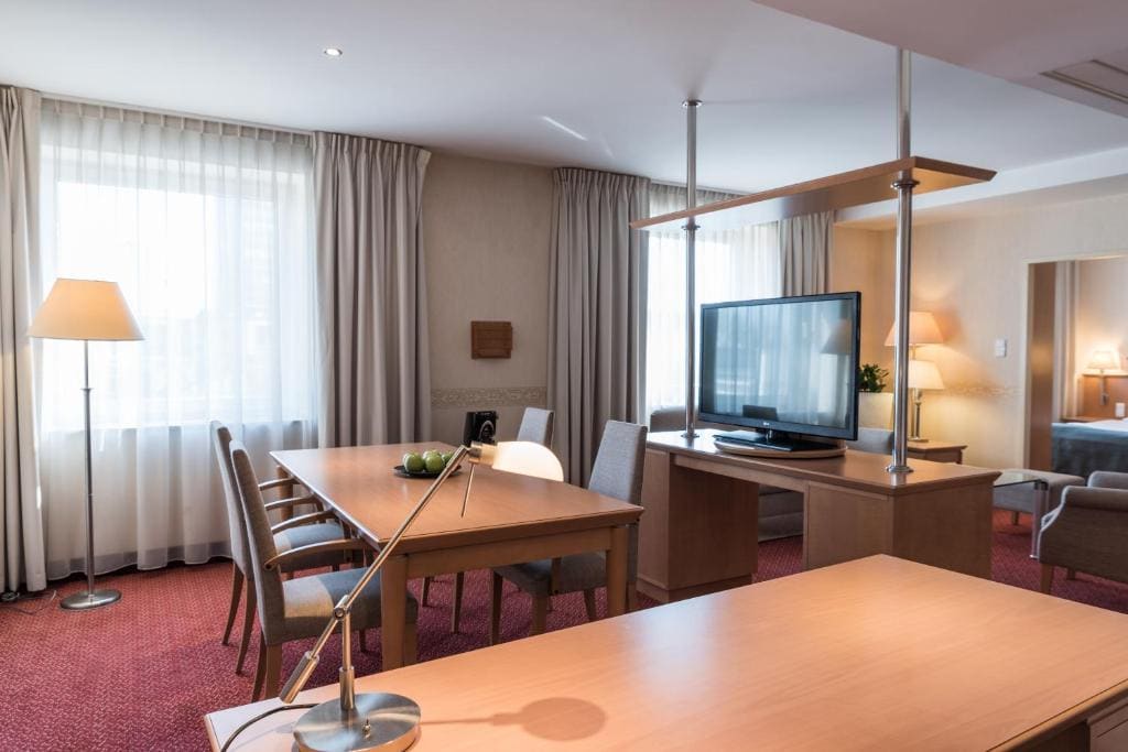 Master Suite room - Image 1