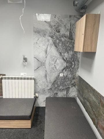Twin Room with Shared Bathroom room - Image 1