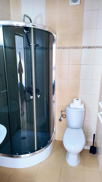 Double Room with Balcony room - Image 2