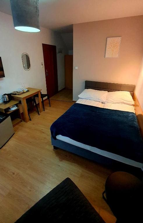 Large Double Room room - Image 2