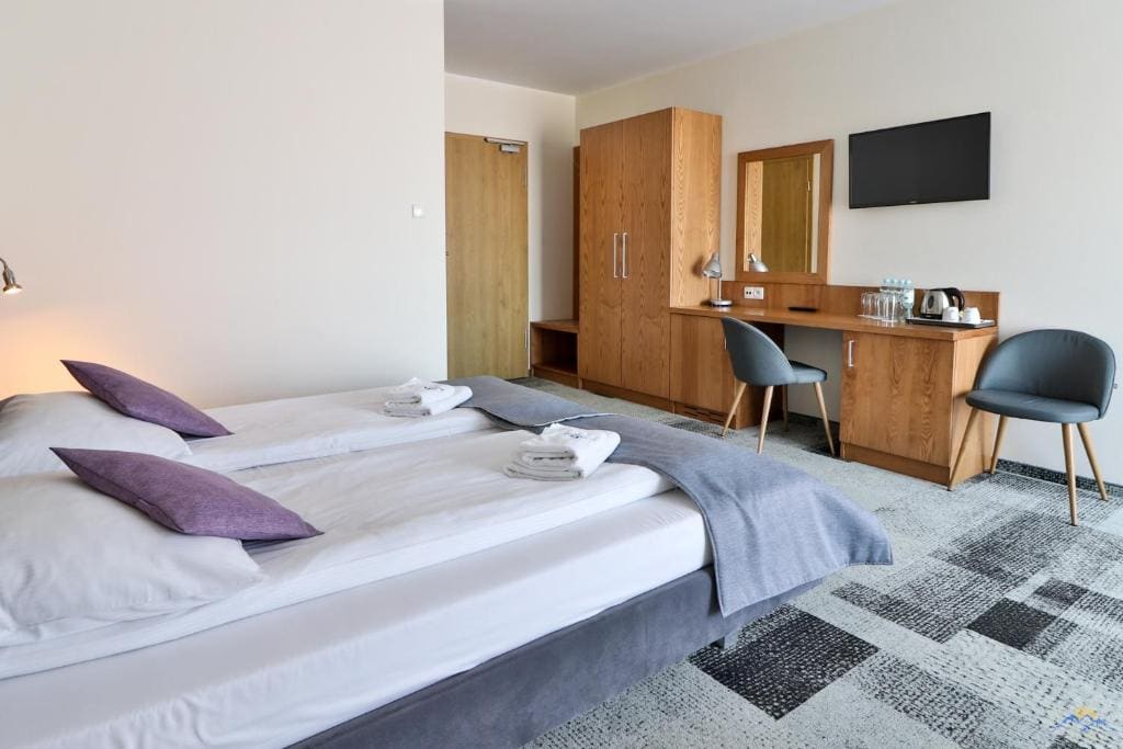 Standard Triple Room room - Image 1