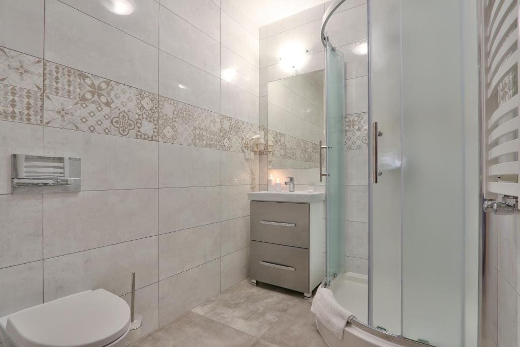 Two-Bedroom Apartment room - Image 3