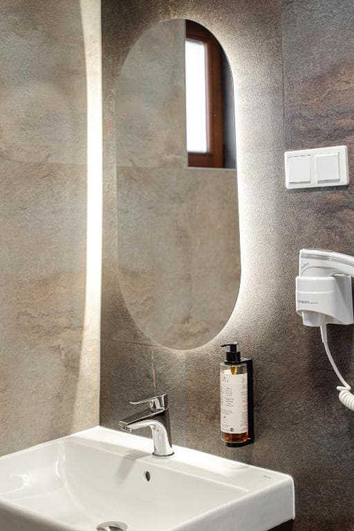 Superior Suite room - Image 1