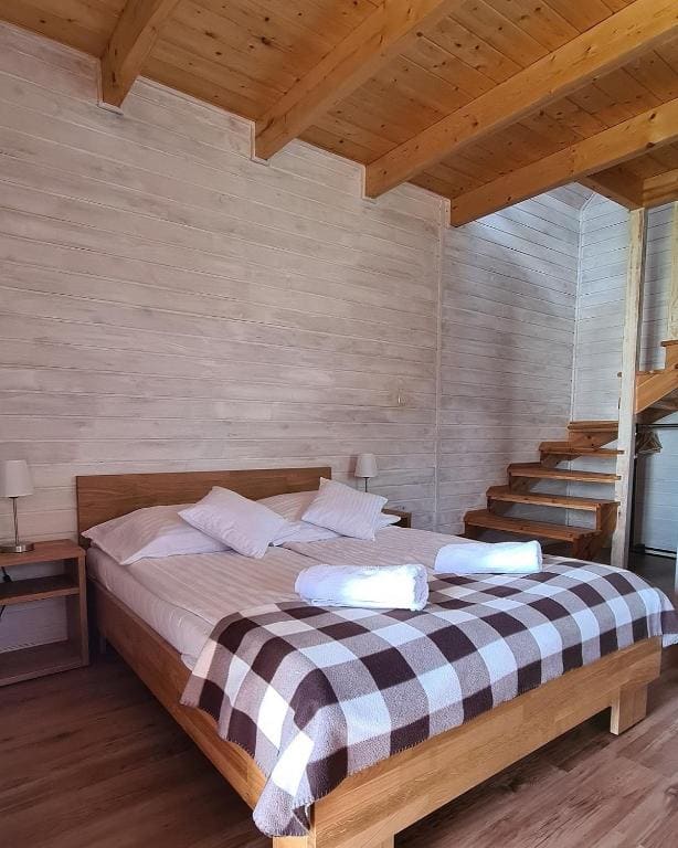 Bungalow (5 Adults) room - Image 2