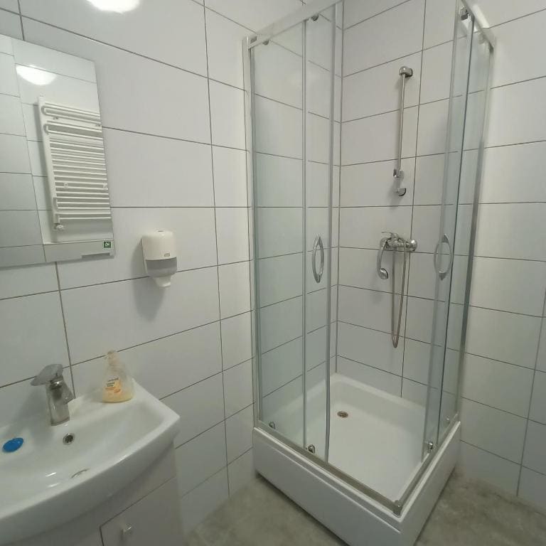Large Twin Room room - Image 2