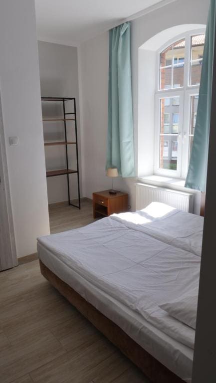 Large Twin Room room - Image 1