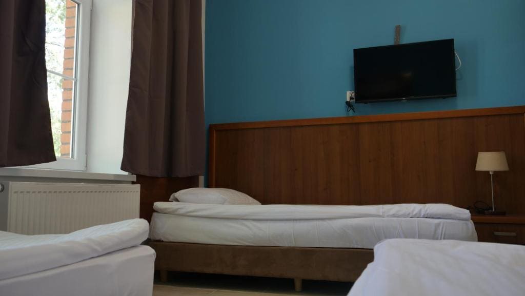 Triple Room with Private Bathroom room - Image 1