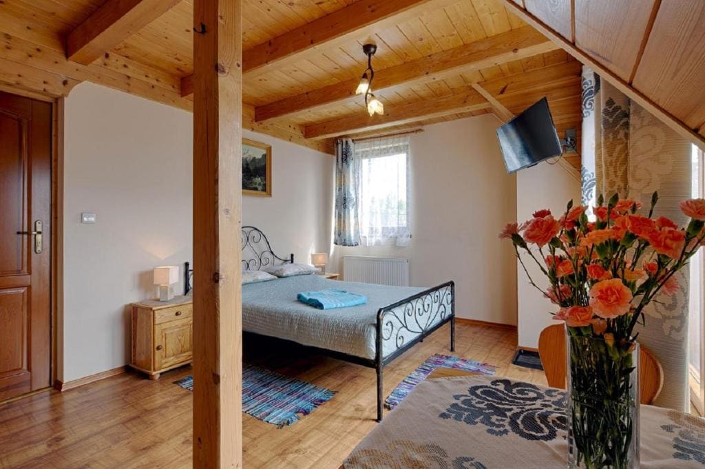 Double Room with Mountain View room - Image 2