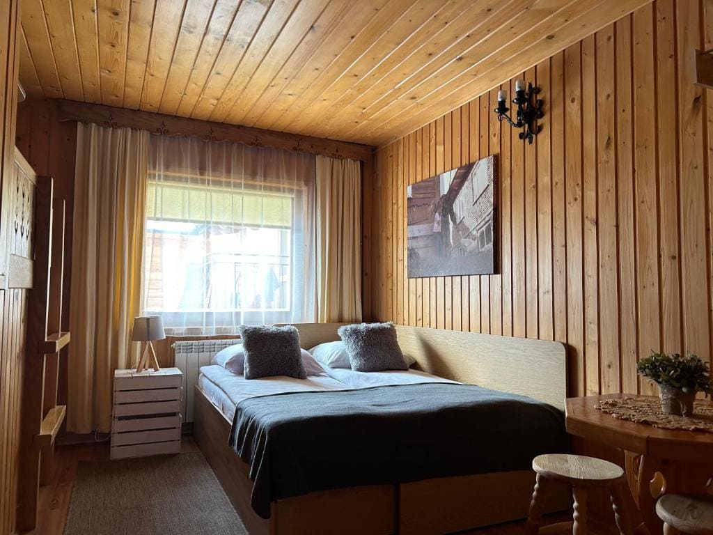 Economy Double Room room - Image 2