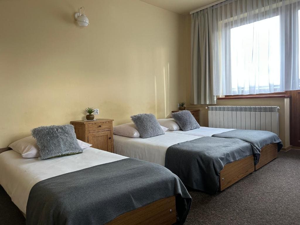 Quadruple Room with Private External Bathroom room - Image 3