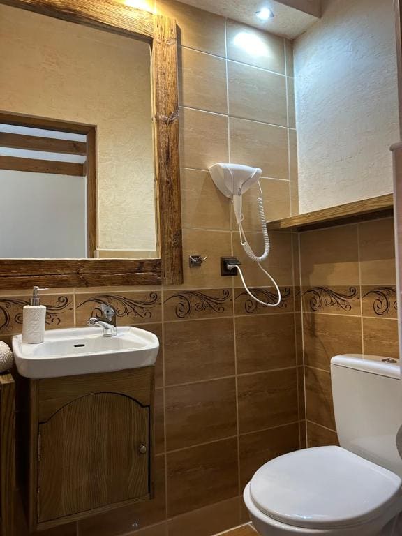 Small Double Room room - Image 3