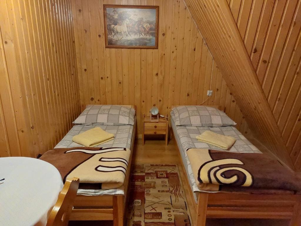 Double Room with Private Bathroom room - Image 3