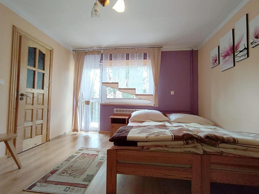 Quadruple Room with Private Bathroom room - Image 2