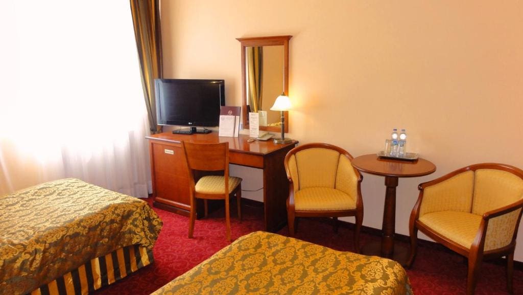Deluxe Double Room room - Image 1