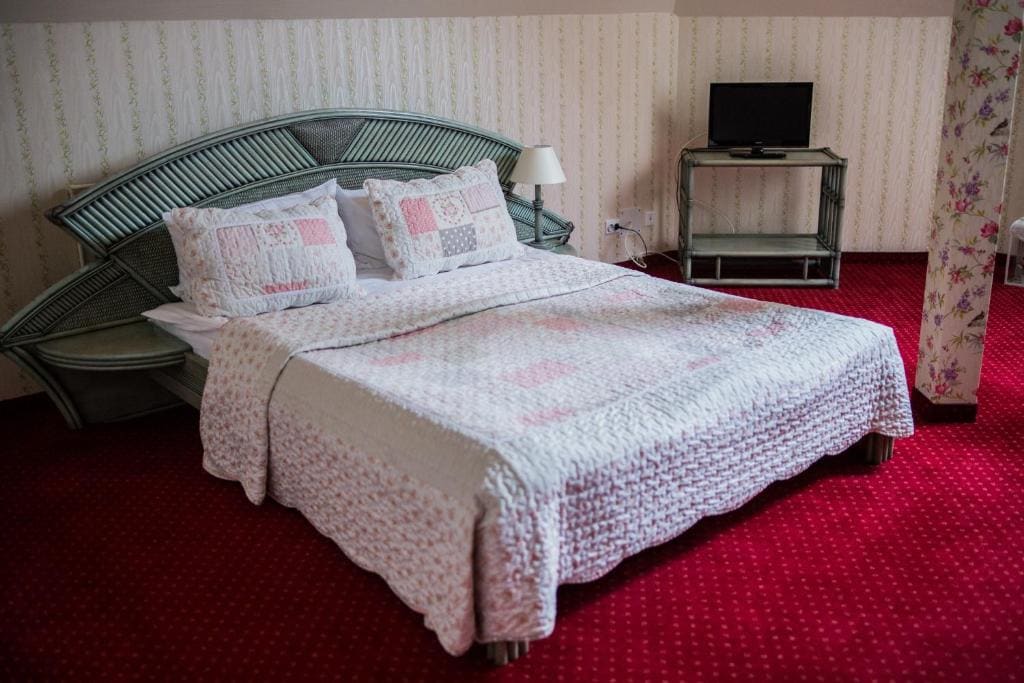 Two-Bedroom Apartment room - Image 1