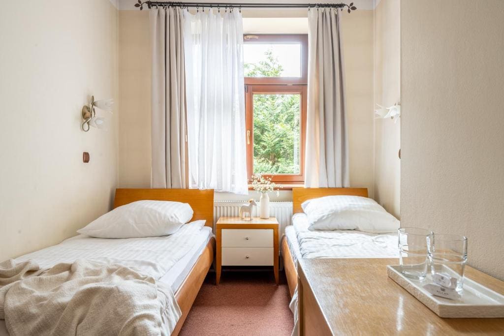 Quadruple Room with Two Bedrooms room - Image 3
