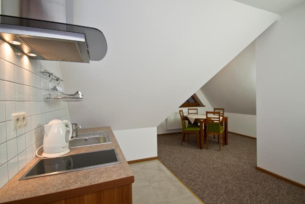Apartment room - Image 3