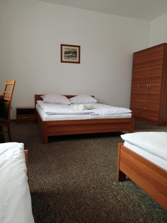 Quadruple Room room - Image 1