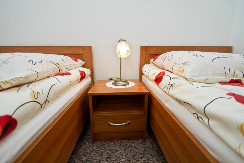 Twin Room room - Image 3