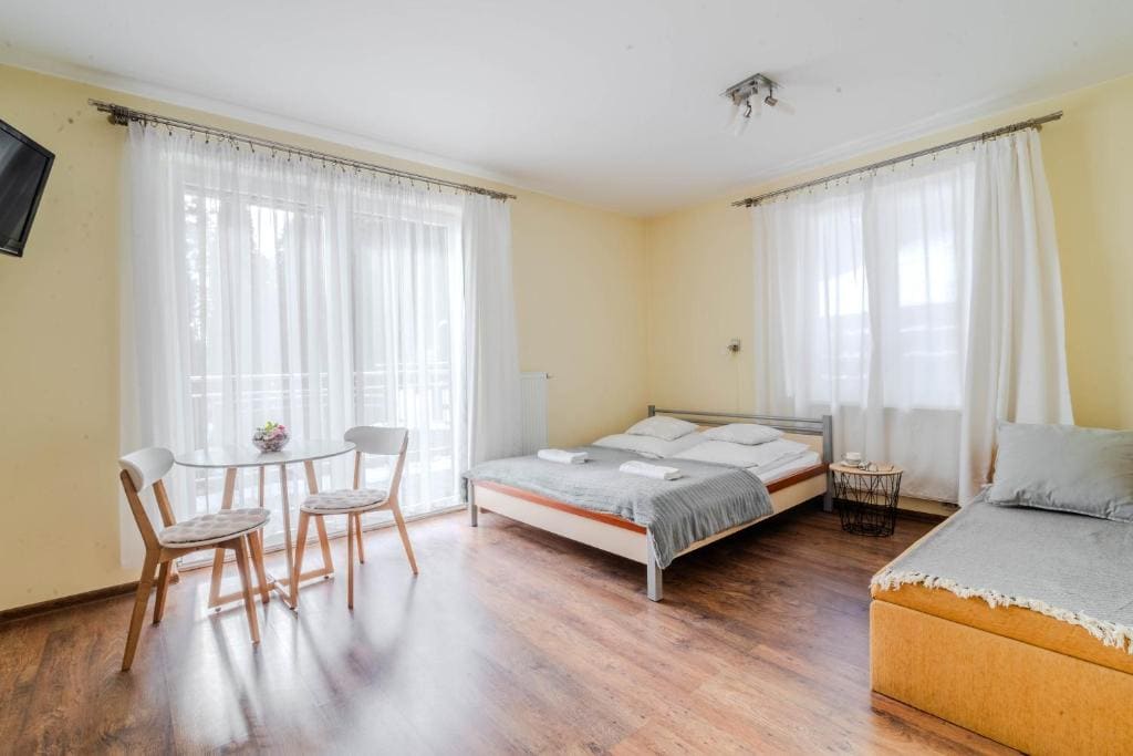 Deluxe Triple Room room - Image 2