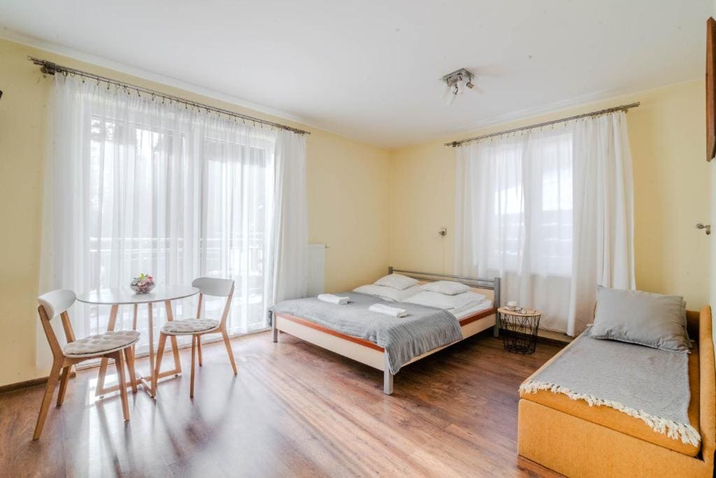 Deluxe Triple Room room - Image 1