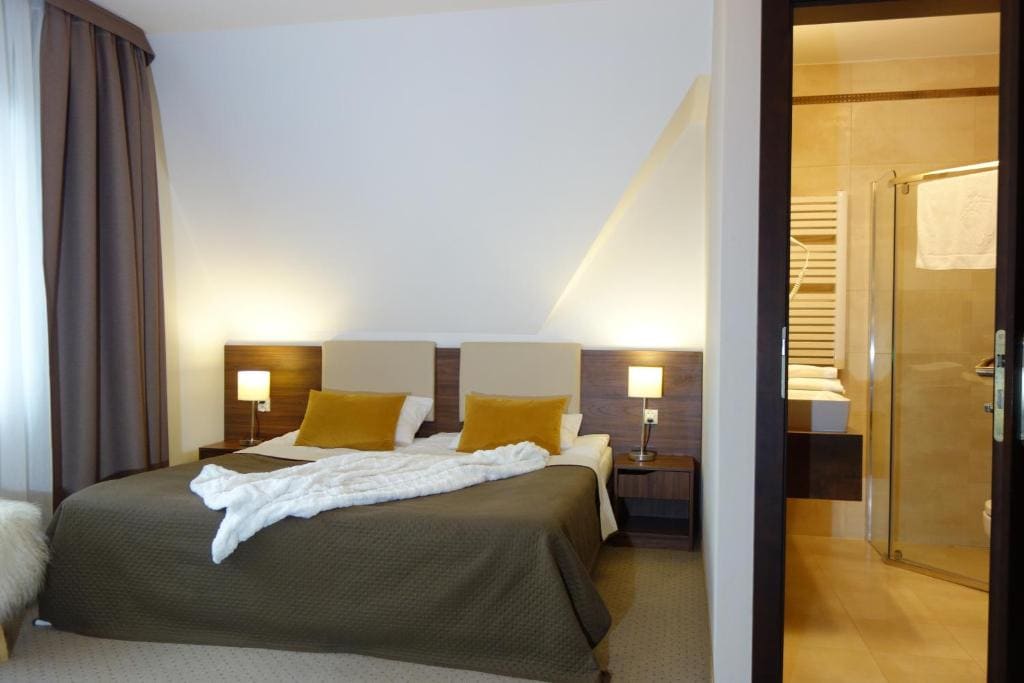 Quadruple Room room - Image 1