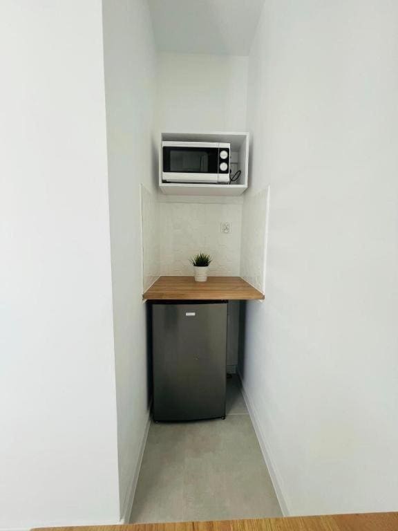 One-Bedroom Family Apartment room - Image 2