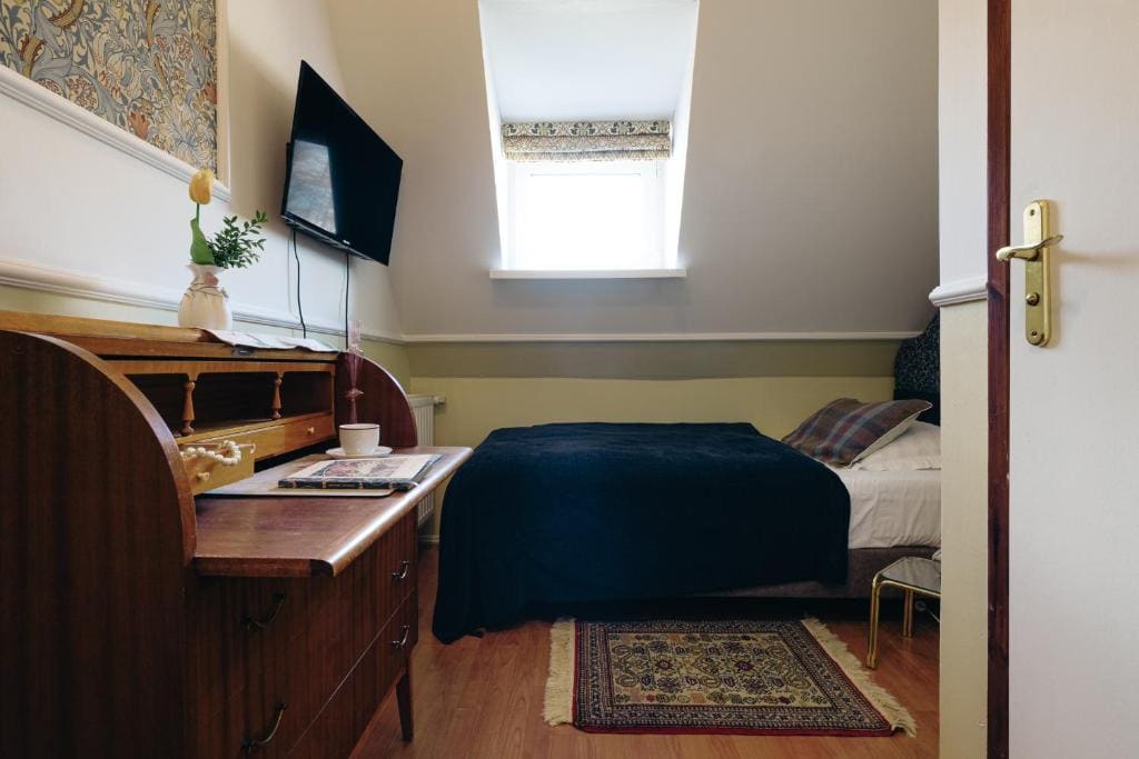 Budget Single Room room - Image 1