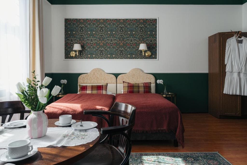 Triple Room with Terrace room - Image 1