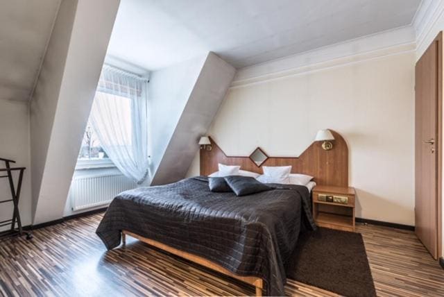 Apartment room - Image 3