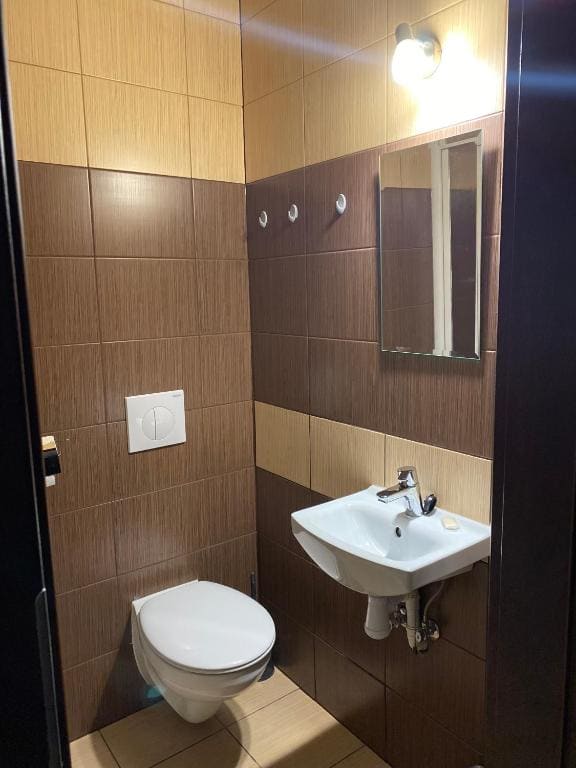 Standard Double or Twin Room room - Image 3