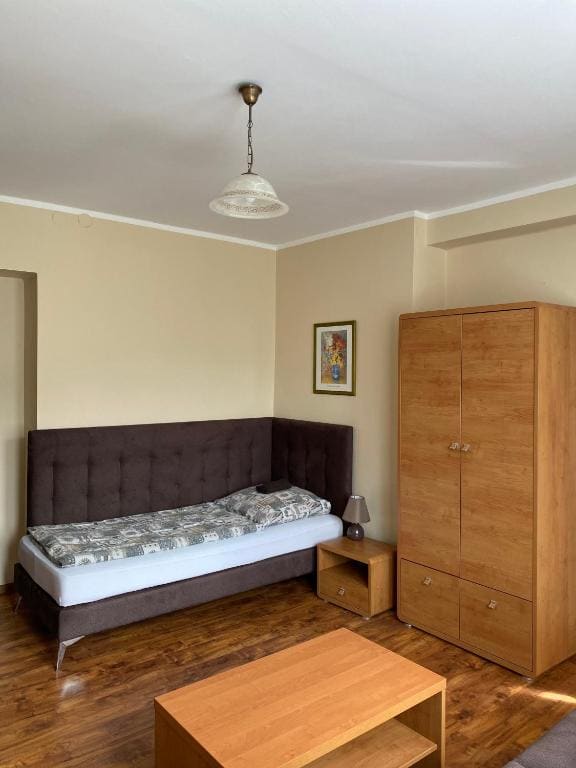 Standard Triple Room room - Image 3