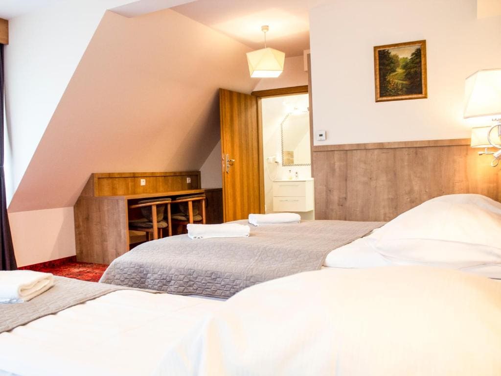 Deluxe Triple Room room - Image 3