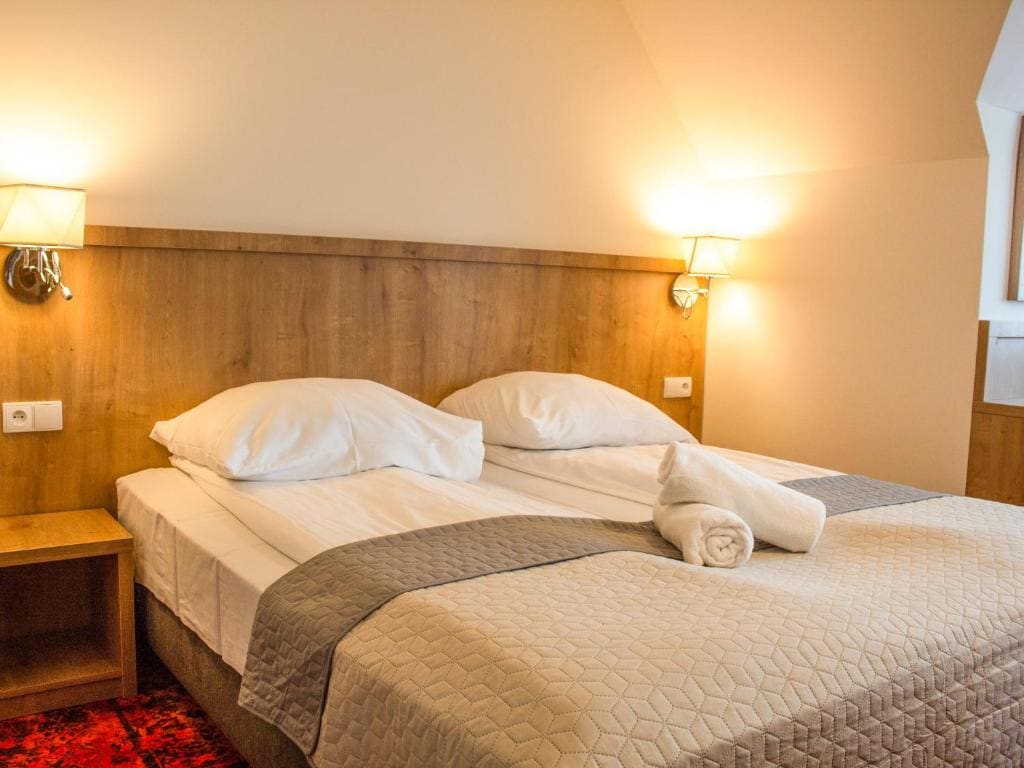 Double Room with Balcony room - Image 3
