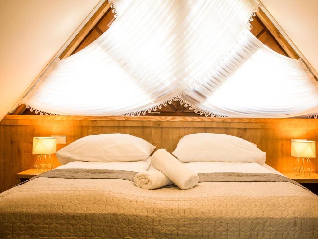 Double Room with Private Bathroom room - Image 2